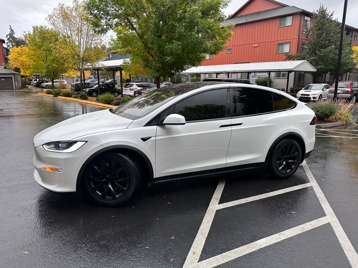 Ceramic Window Tint vs Regular Tint: Is It Worth the Extra Cost?